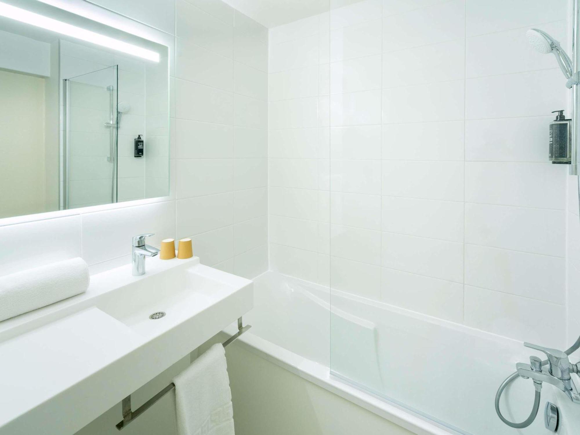 Ibis Budget Nantes Sainte Luce - Hotel Renove Екстер'єр фото